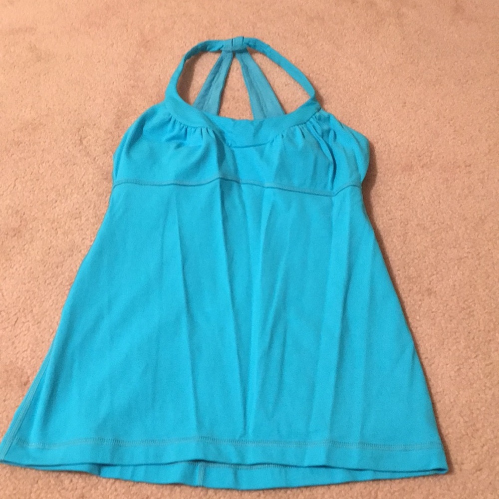 Lululemon tank with built in bra